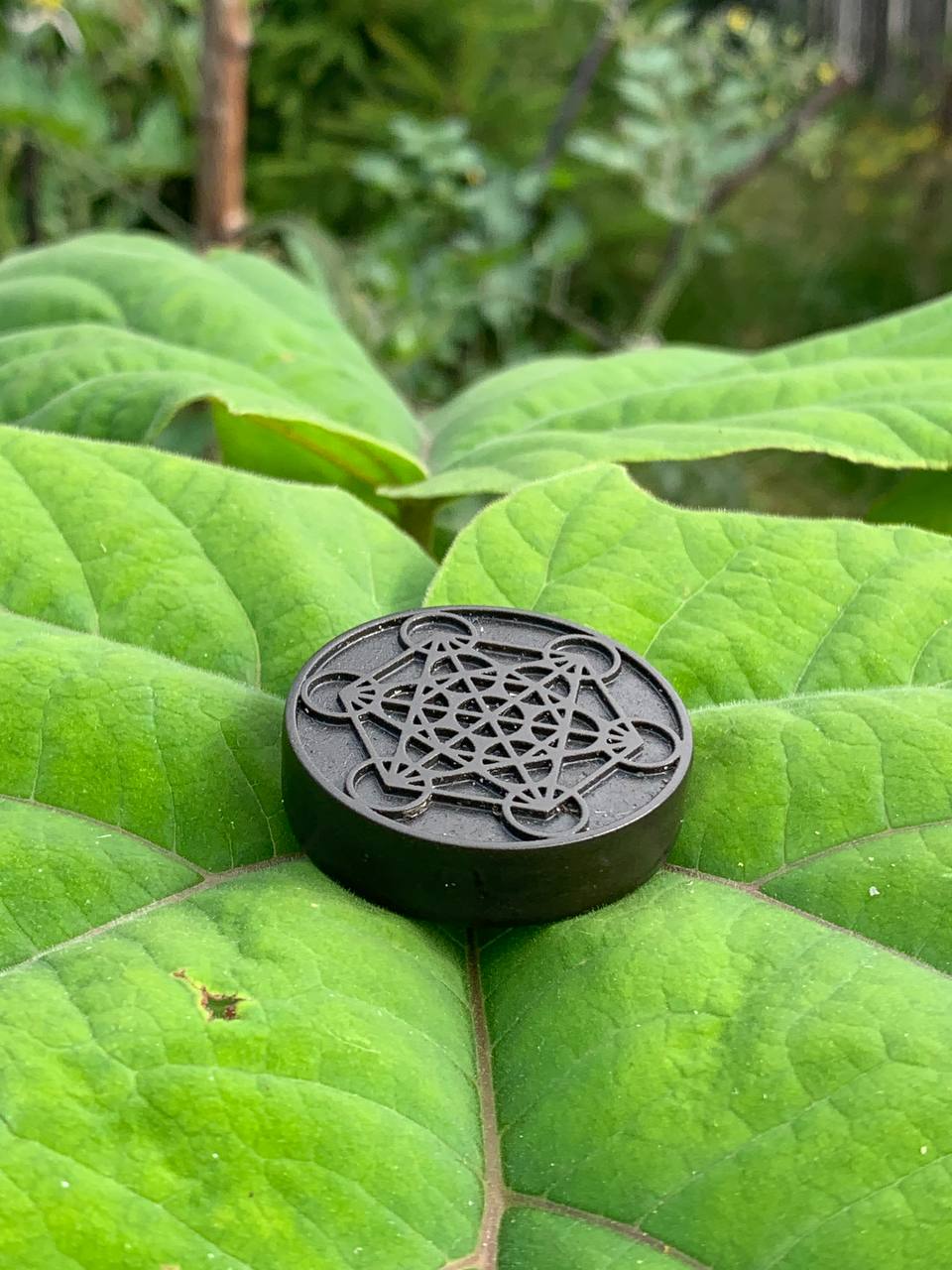 Paramagnētiskais Bazalta kabatas talismans - Metatrona kubs