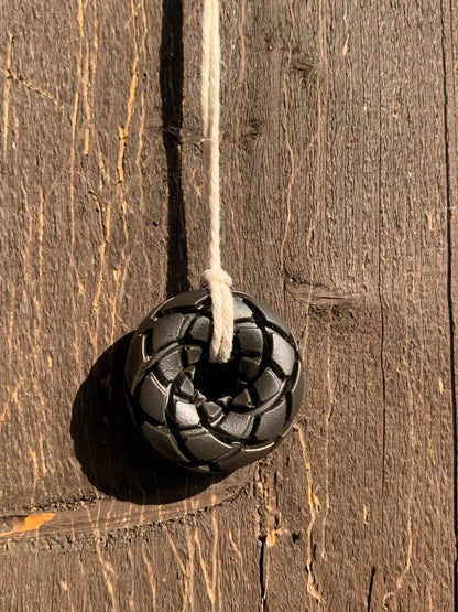 Paramagnētiskais Bazalta amulets - Tors