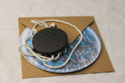 Komplekts: ORBS uzlīmes + Bazalta amulets