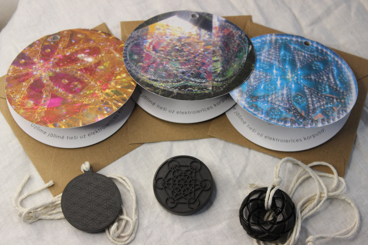 Komplekts: ORBS uzlīmes + Bazalta amulets